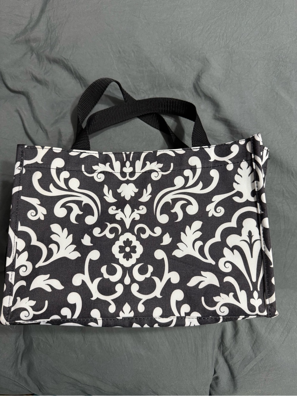 thirty-one Black and White Damask Tote
